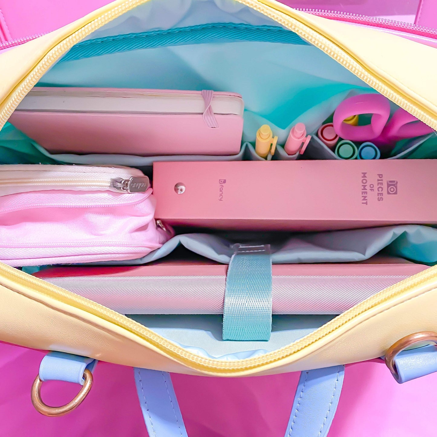 Blood Red TV Head Ita Bag 2.0 - Moshi Melon